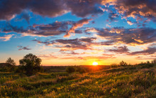 Summer Bright Landscape. Cloudy Sunset Over The Steppe Hills. Cloudy Sky And Sunlight. Ukrainian Landscape. Kriviy Rih