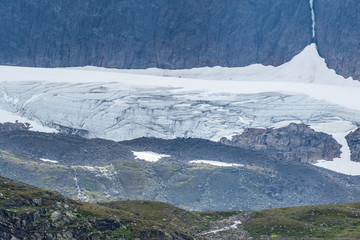 Canvas Print - Glacier on a rock wall