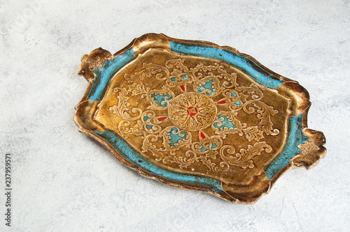 Cuadros en Lienzo Antique florentine wooden gold turquoise tray