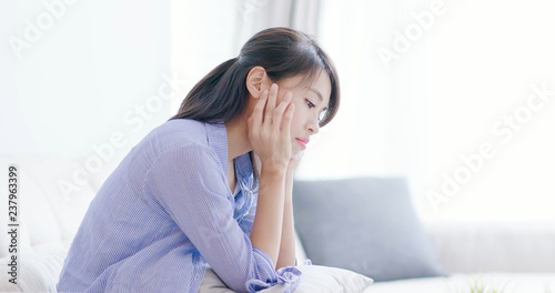 Fotomural depression woman think something