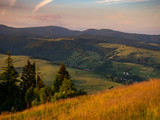 Fototapeta Na ścianę - Radziejowa Range, Beskids Mountains at sunset. View from Jarmuta Mount near Szczawnica, Pieniny, Poland.