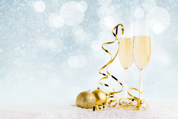 Aufkleber - New year background with champagne flutes