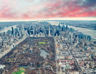 Wall Mural - Aerial view of Manhattan. Central Park, city skyscrapers with Hudson and East River in winter season