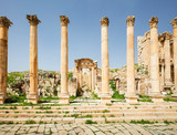 7 columns on the square in antique city