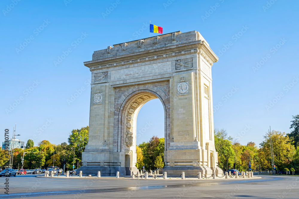 Obraz na płótnie Triumphal Arch in Bucharest 3 w salonie