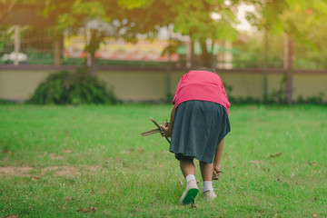 Students help to pull out the take-advantage weeds.and keep dry