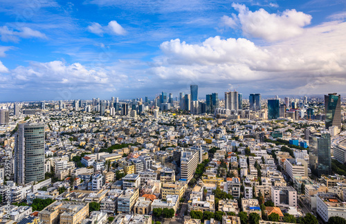 Cuadros en Lienzo Aerial view of old Tel Aviv buildings over Sarona and boulevard Rothschild skyscrapers