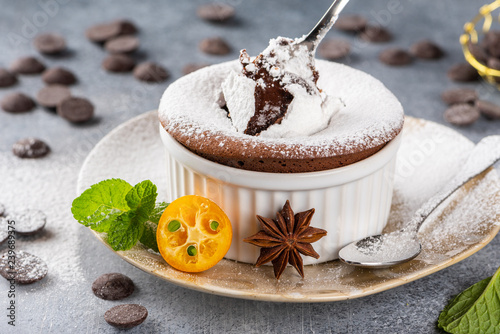 Fotografie, Obraz Chocolate fondant (Petit gateau) on a plate