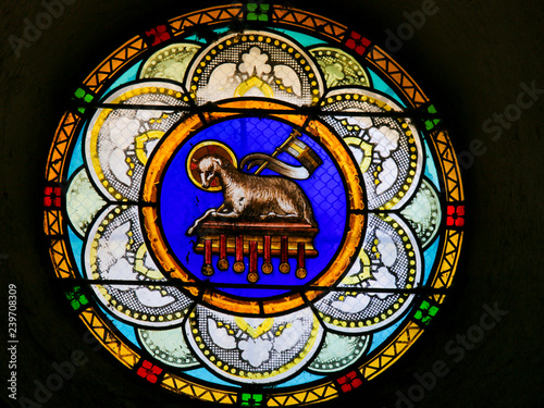 Fotomural Agnus Dei or Lamb of God - Stained Glass in Antibes Church