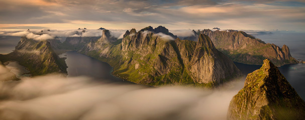 Wall Mural - helvete panoramic view