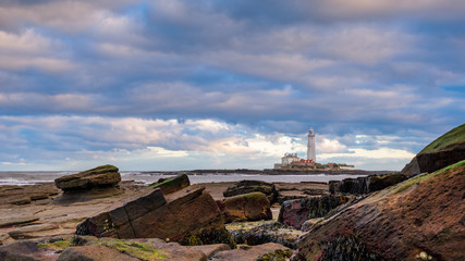 Canvas Print - St Mary's Lighthouse and Rocks, taken right at the border of Northumberland and North Tyneside on the North East of England coastline