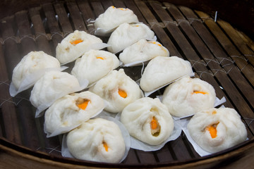 Sticker - Steamed stuffed buns, steamed stuffed buns in bamboo steamer