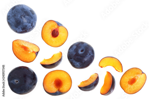 Fotografía plums isolated on a white background with copy space for your text