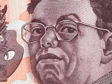 Diego Rivera Portrait On Mexico 500 Peso Bill, Extreme Macro. Prominent Mexican Painter.