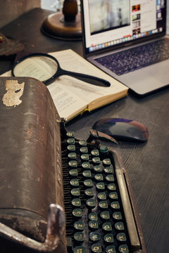 Old type writer