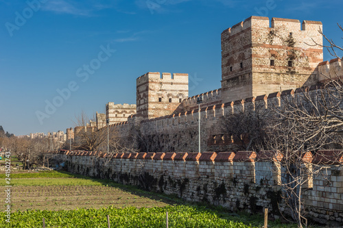 Cuadros en Lienzo Vegetable gardens in, what was once, the moat surrounding the walls to the old city of Constantinople