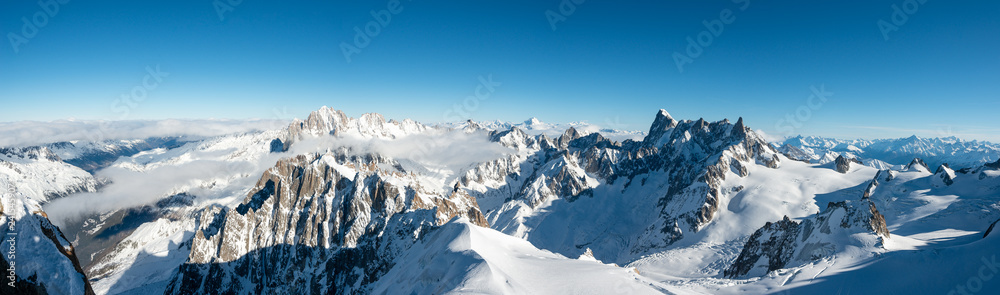 beautiful panoramic scenery view of europe alps landscape from the aiguille du midi chamonix france - obrazy, fototapety, plakaty 