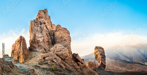 Fotografía Landscape with Teide volcano in tenerife island, spain.