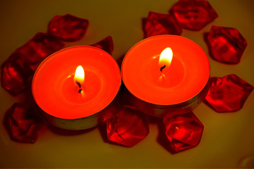 red candles 