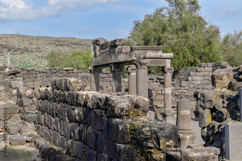 Fotografia Chorazin (Korazim) National Park, Israel - an ancient Jewish town in overlooking