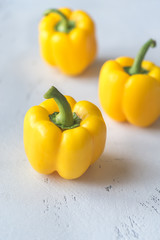 Canvas Print - Fresh yellow bell peppers