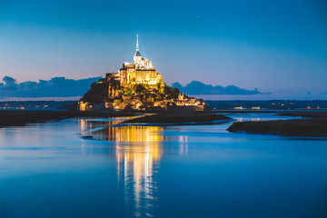 Wall Mural - Mont Saint-Michel at twilight, Normandy, France