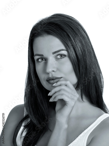Fotografía Woman interested look with hand at chin, in black and white
