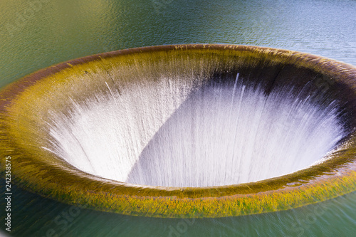 Cuadros en Lienzo The Glory Hole spillway at Monticello Dam running again in the spring of 2017 af