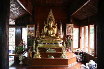 Wall Mural - Temple in Uthai Thani, Thailand