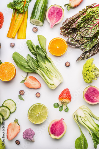 Fotografía Variety of healthy fruits and vegetables for clean eating and diet nutrition on white