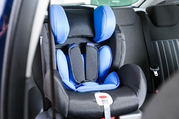 safety seat for child in car
