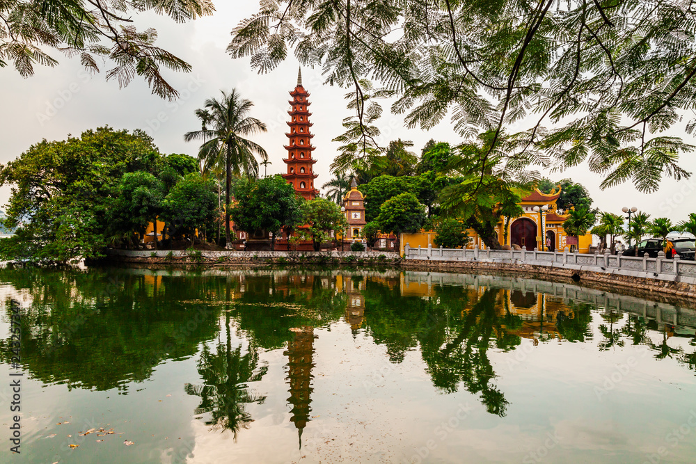 Tran Quoc pagoda in the morning, the oldest temple in Hanoi, Vietnam. - obrazy, fototapety, plakaty 