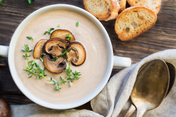 Canvas Print - Creamy mushroom soup with champignons