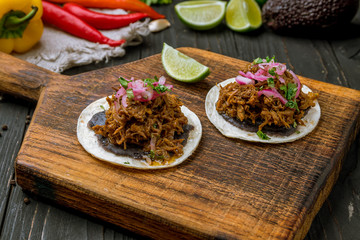 Canvas Print - Tacos barbacoa on board