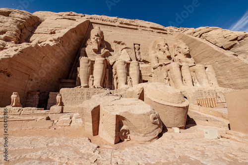 Fotografie, Obraz Abu Simbel Great Temple of Ramesses II near Abu Simbel Nubian Village near Lake