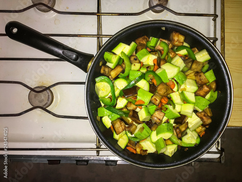 Fotografie, Obraz cooked, cuisine, dish, food, onion, vegetable, vegetarian, top view