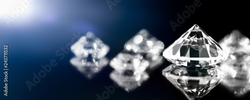 Cuadros en Lienzo Banner, Diamanten oder Brillanten mit Spiegelungen, Nahaufnahme