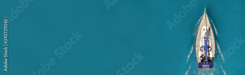 Fotomural Beautiful photo of the yacht from above in the open sea.