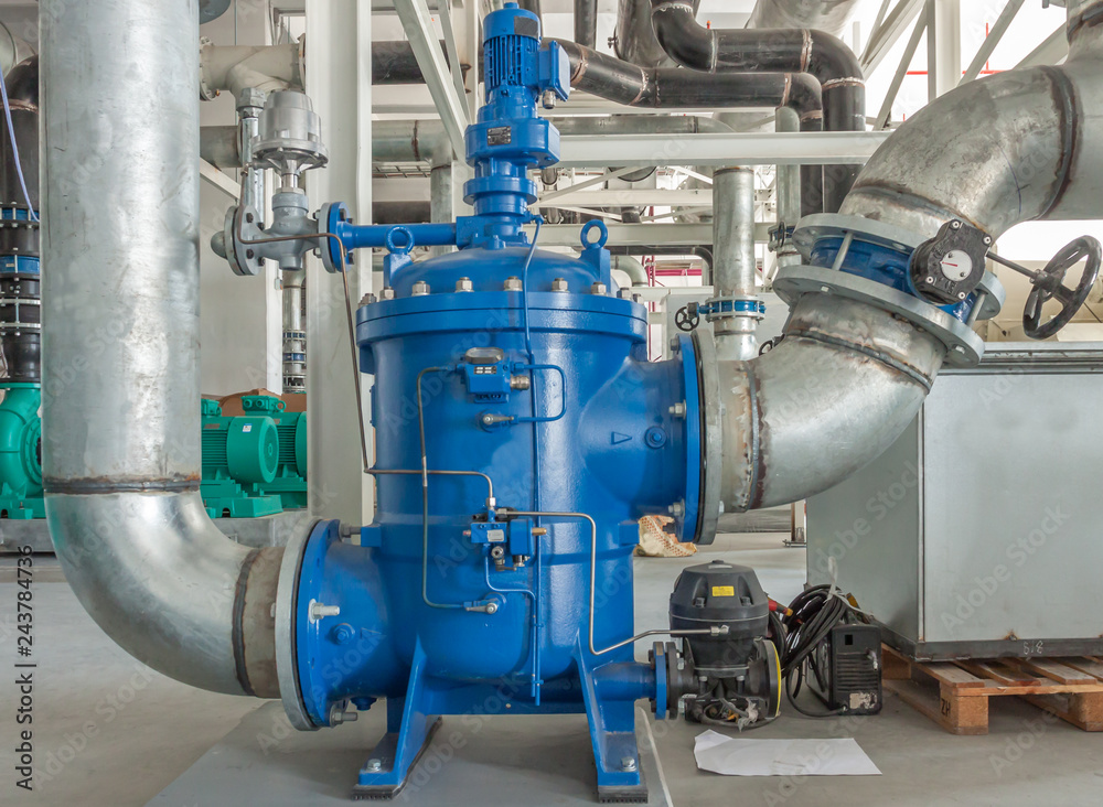 Typical installation of Chilled water pipe installation with filler ...