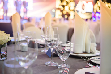 wine glass and Napkins on the dinning table