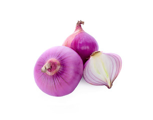 Wall Mural - shallots isolated on white background