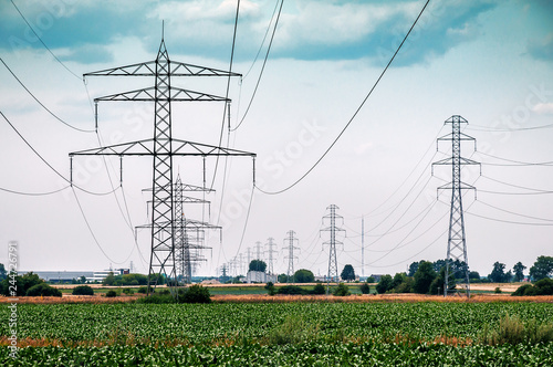 Cuadros en Lienzo power transmission line support