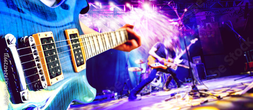 Plakaty Gitara  wystep-muzyczny-na-scenie-rekreacja-i-show-muzyczne-muzyka-na-zywo-i-tlo
