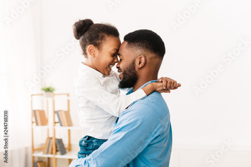 I love you, dad. Man hugging his little cute girl Tableau sur Toile