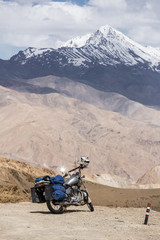 motorcycling the leh manali highway in ladakh