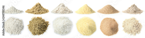 Fotomural Heap of wheat flour on white background