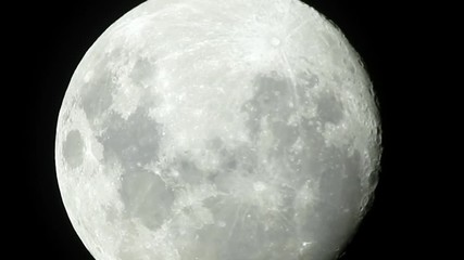 full moon video / the moon is an astronomical body that orbits planet earth and is earth's only perm