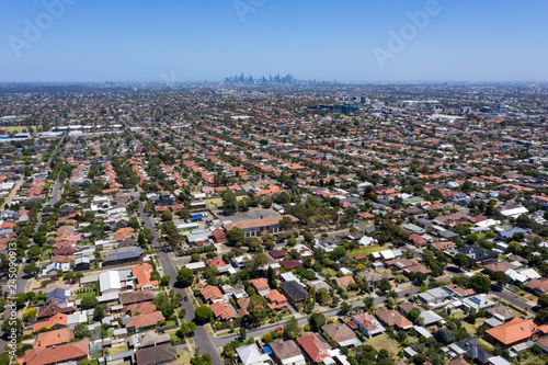 Fotomural Aerial view of houses in the Melbourne suburb of Preston Victoria on a summers day