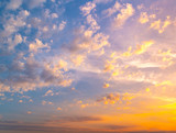 Fototapeta Londyn - sunset sky with clouds