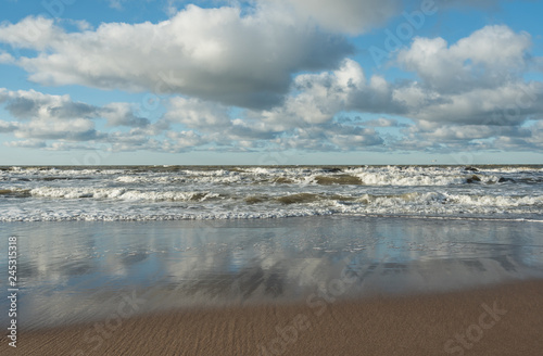 Naklejka morze Bałtyk  linia-brzegowa-morza-baltyckiego